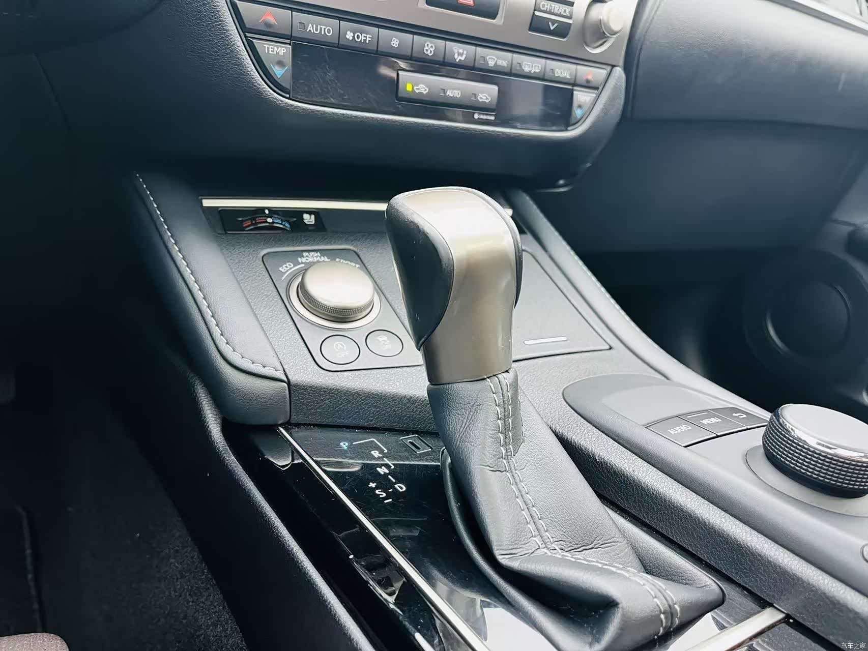 Lexus ES, 2018 6