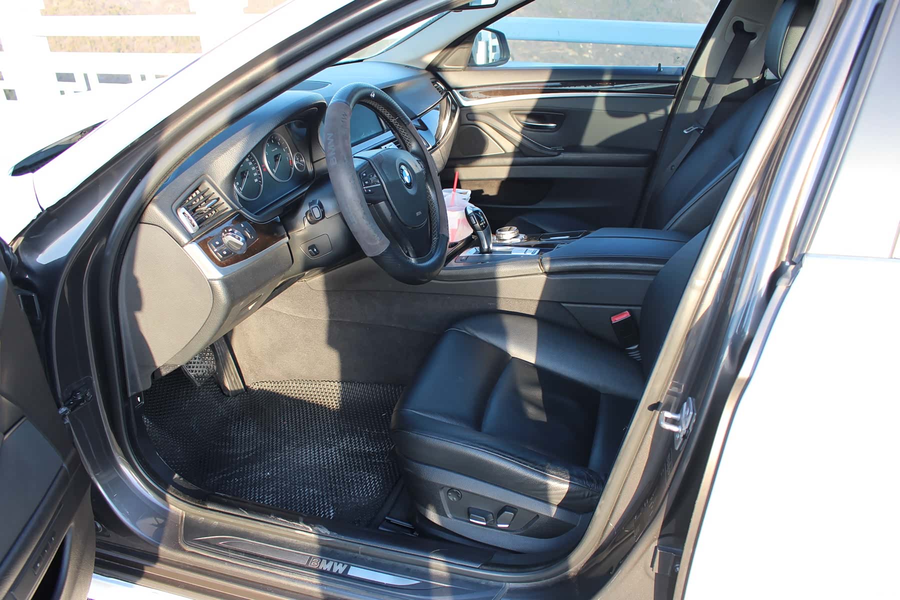 BMW 5 Series, 2012 4
