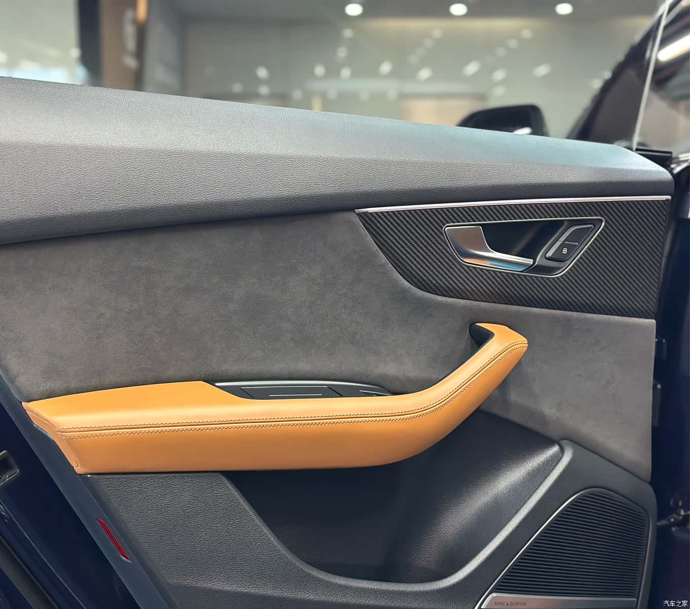 Audi Q8, 2021 9