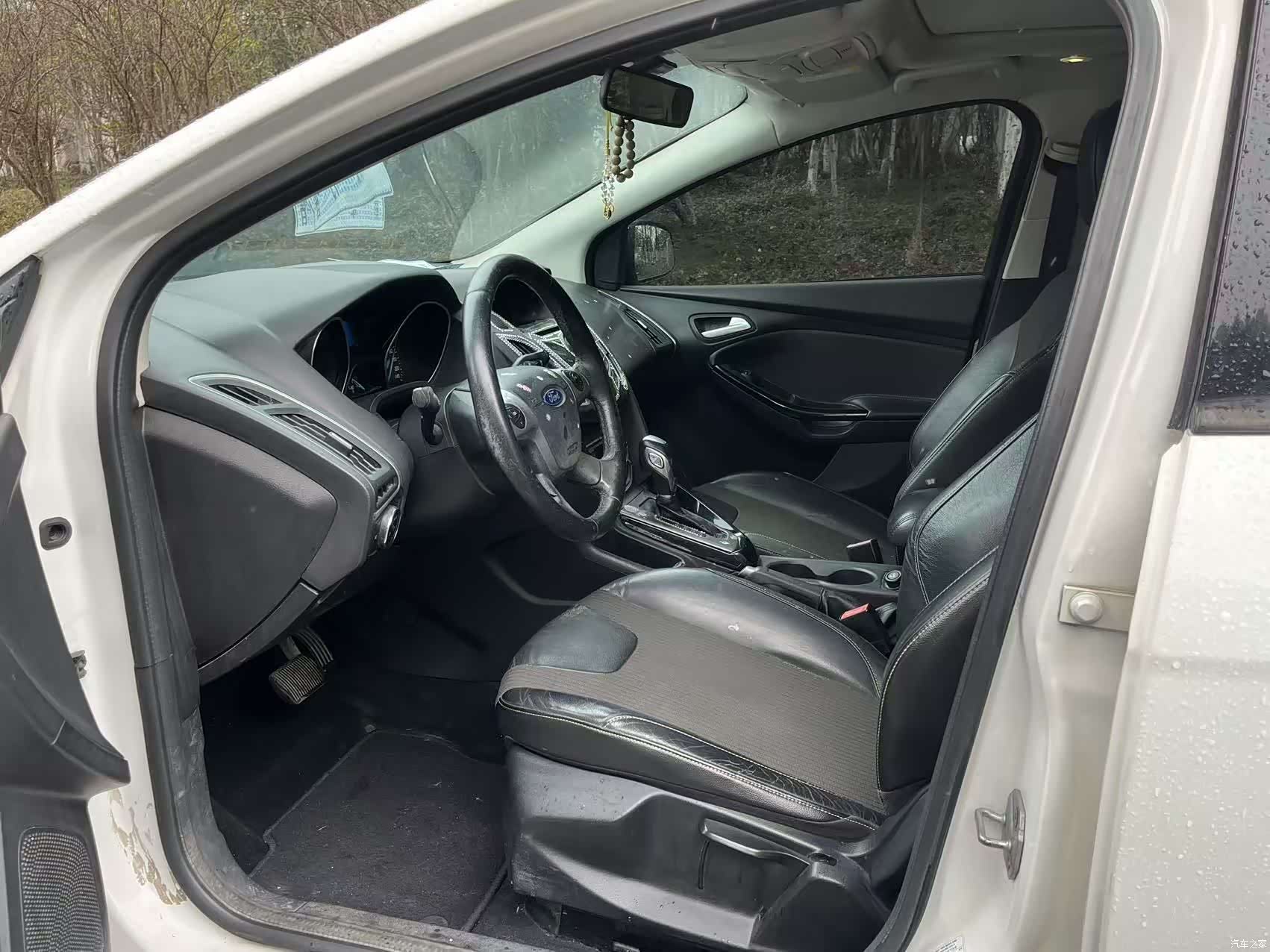 Ford Focus, 2013 7