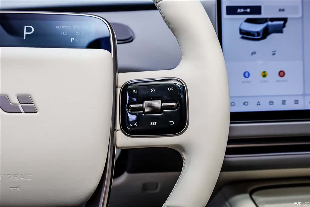 Li Auto i8, 2025 26