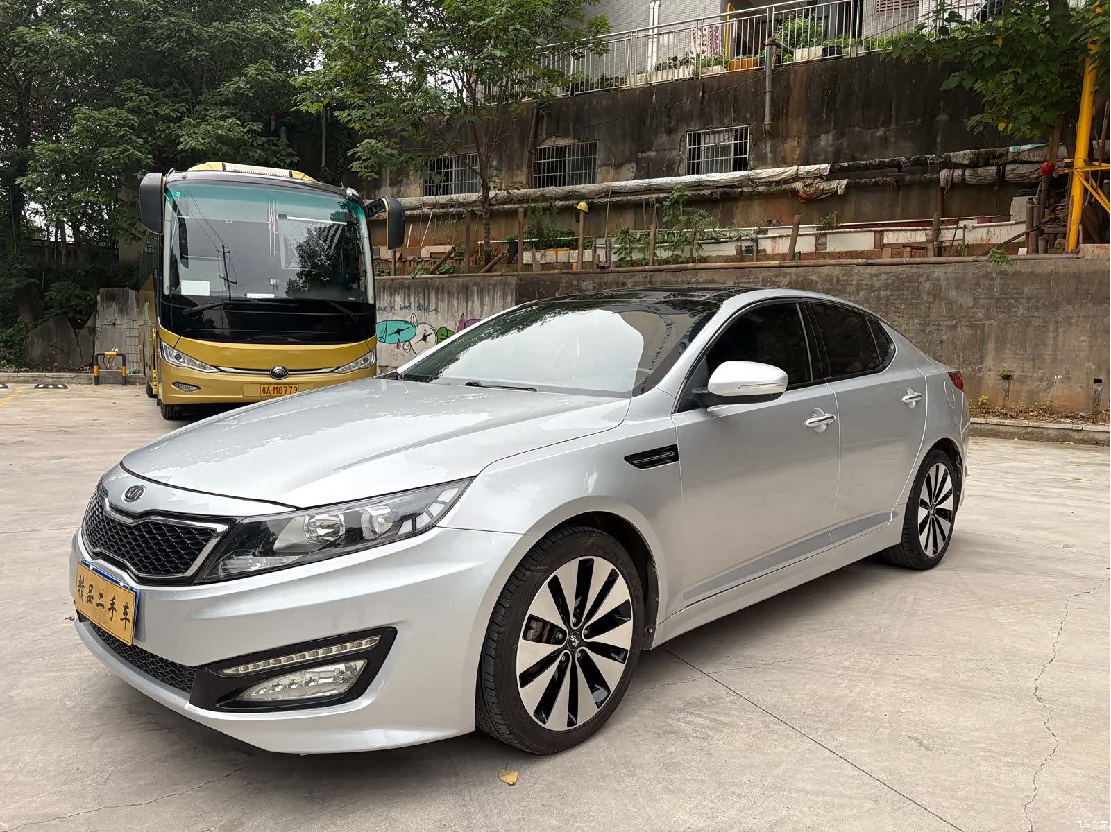 Kia K5, 2012 3