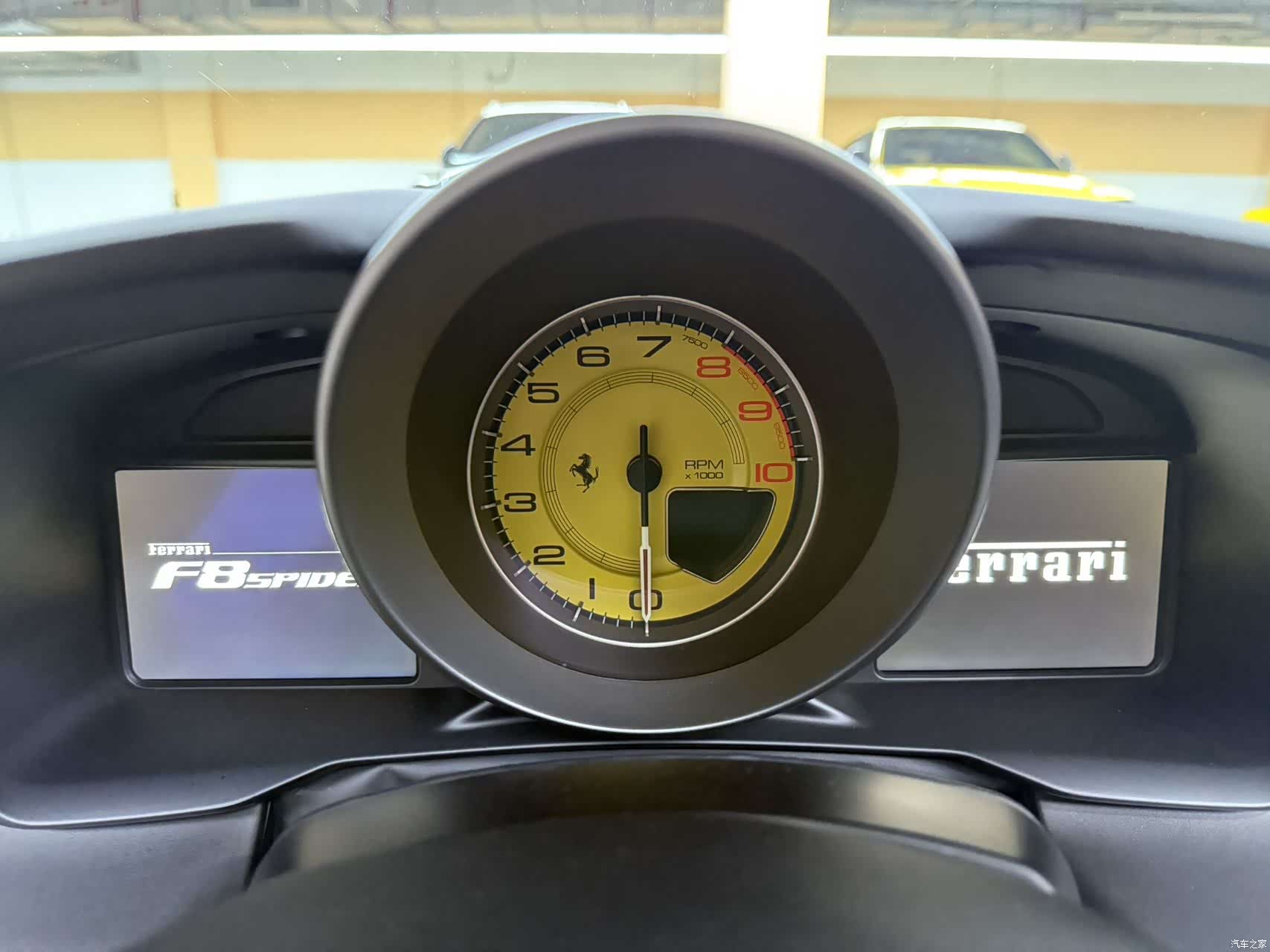 Ferrari F8, 2021 8