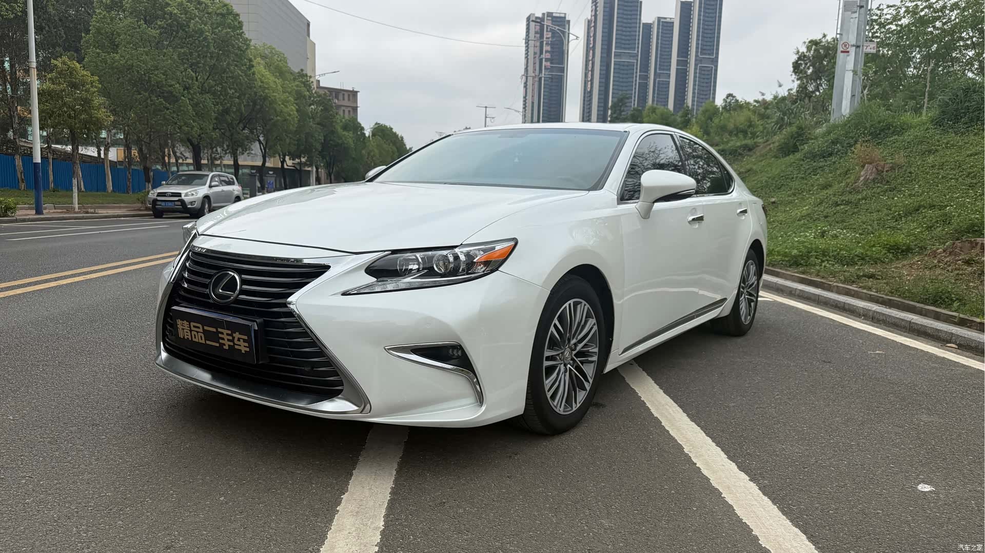 Lexus ES, 2017 1
