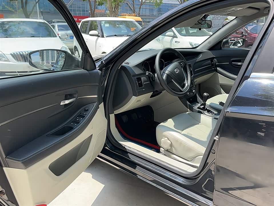 BAIC Shenbao D50