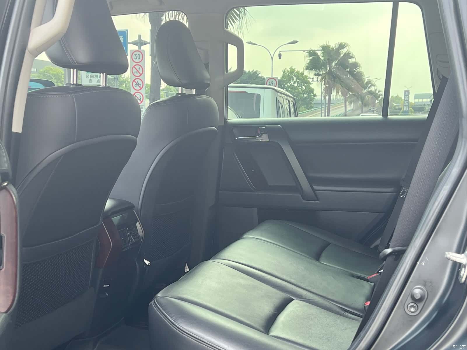 Toyota Prado, 2014 13