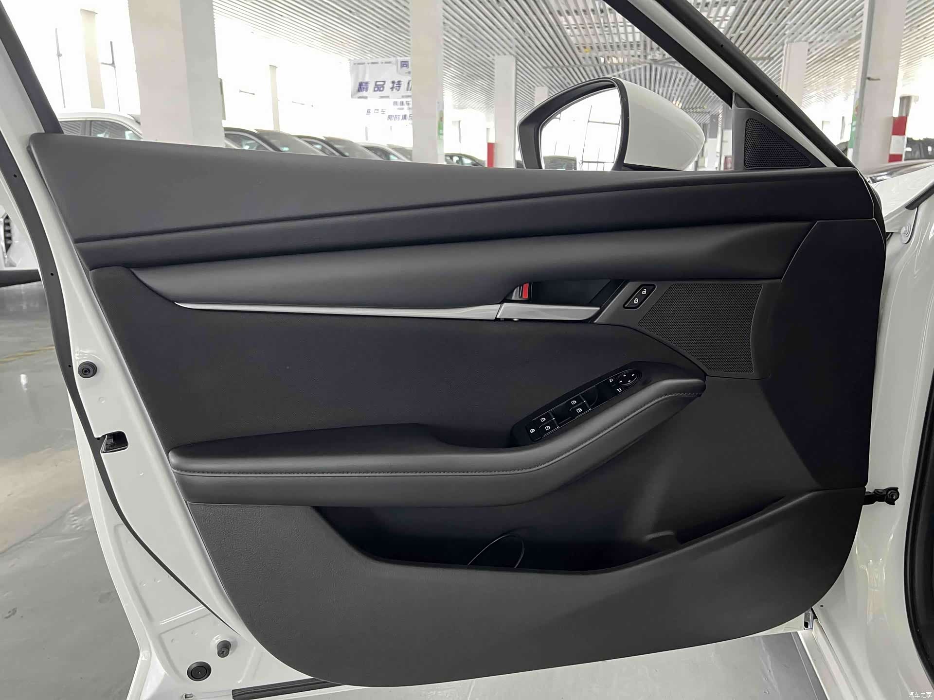 Mazda Mazda3, 2021 16