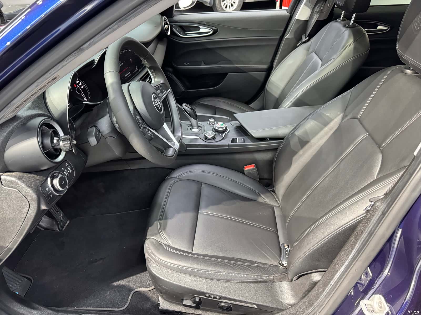 Alfa Romeo Giulia, 2018 14