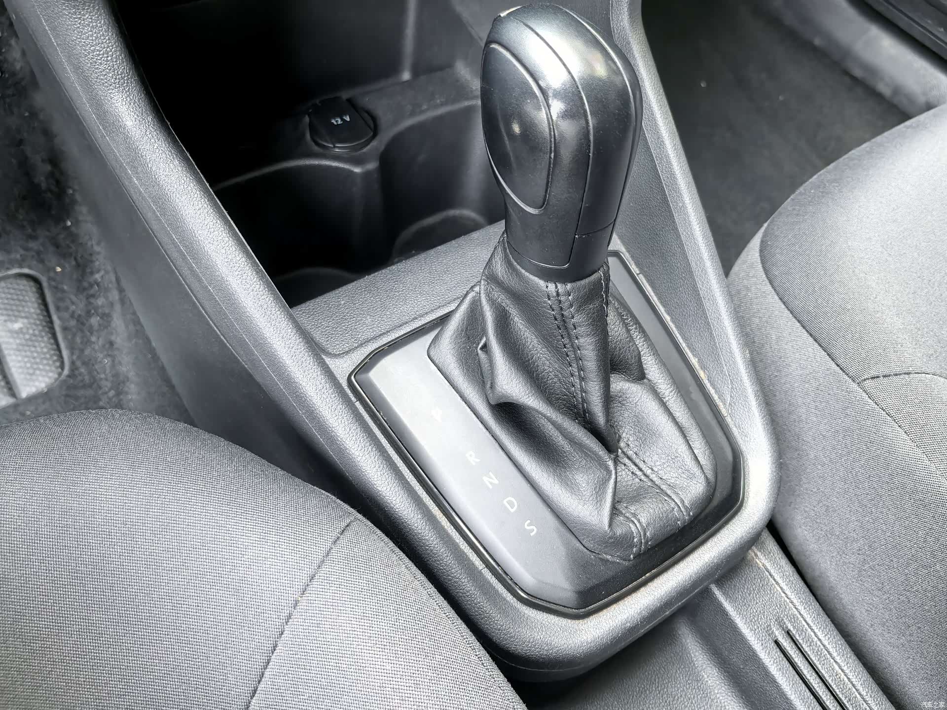 Volkswagen Santana, 2018 16