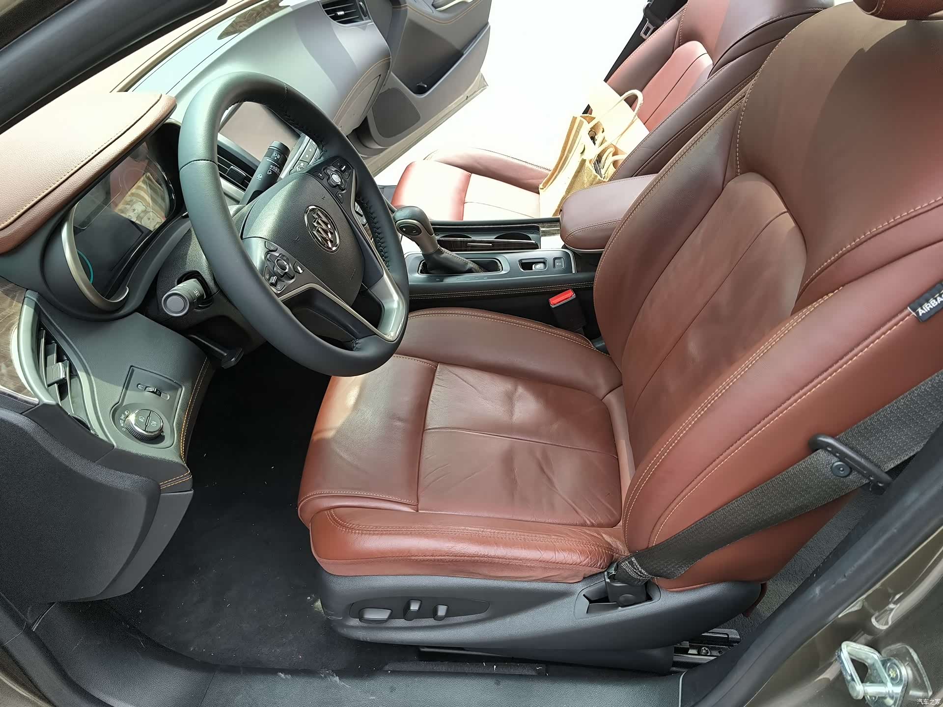 Buick LaCrosse, 2015 6