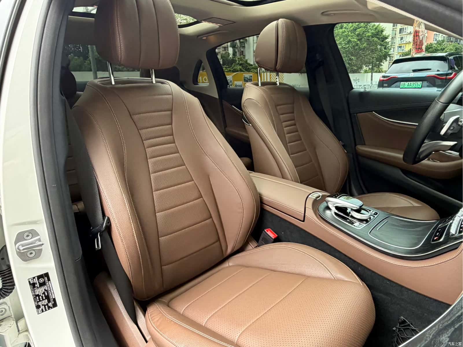 Mercedes-Benz E-Class, 2018 14
