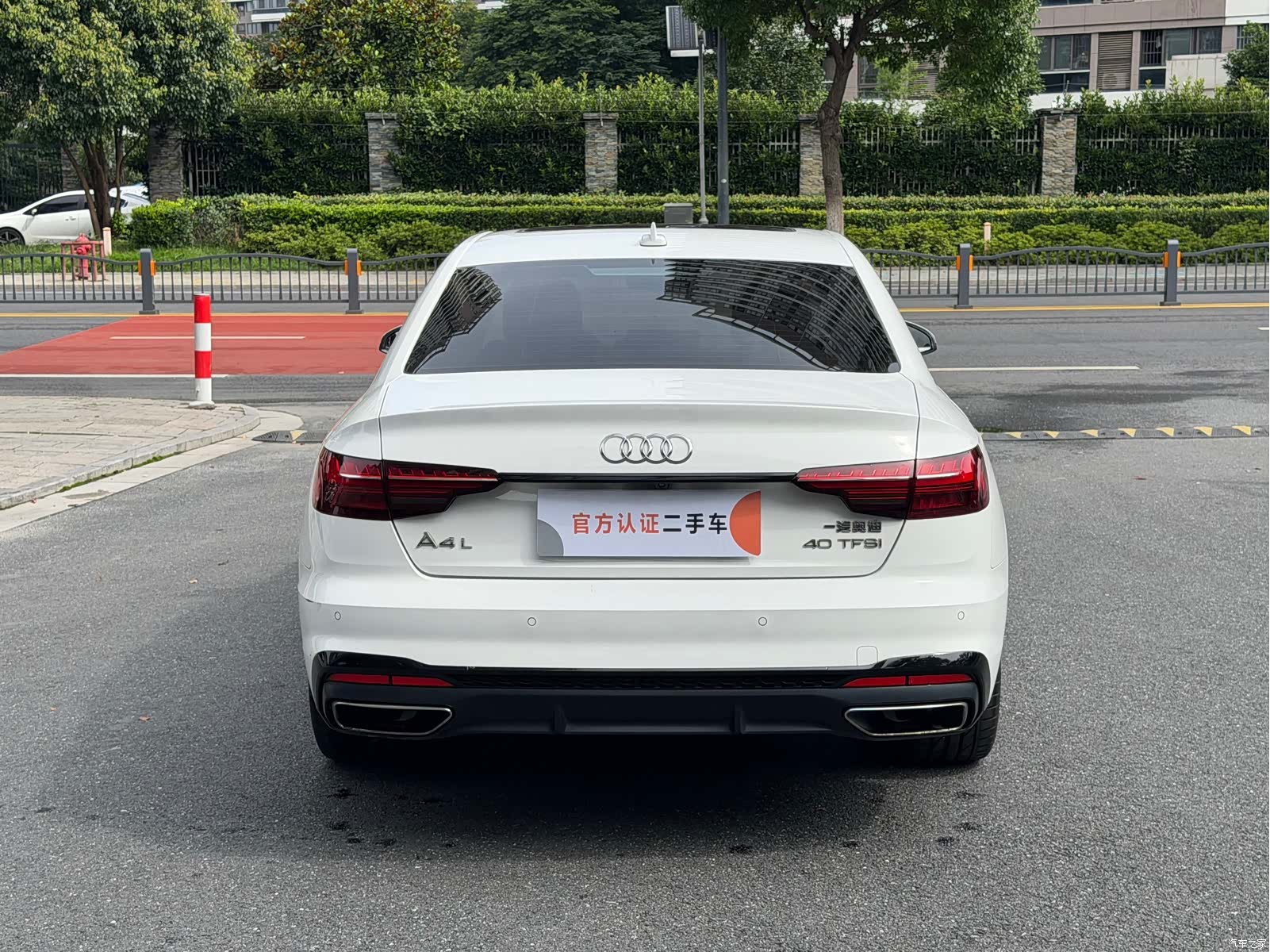 Audi A4L, 2021 все фото