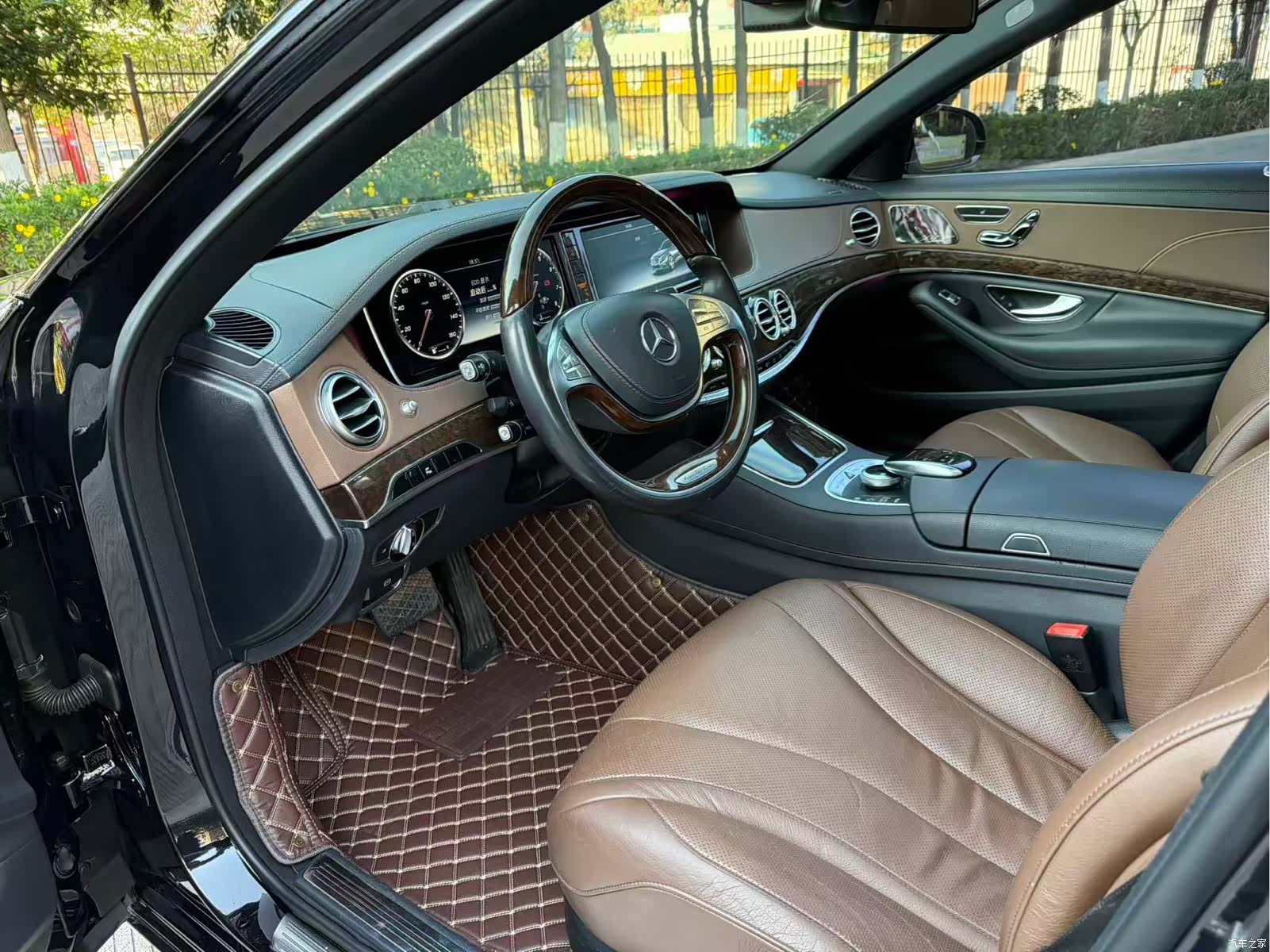 Mercedes-Benz S-Class, 2017 31