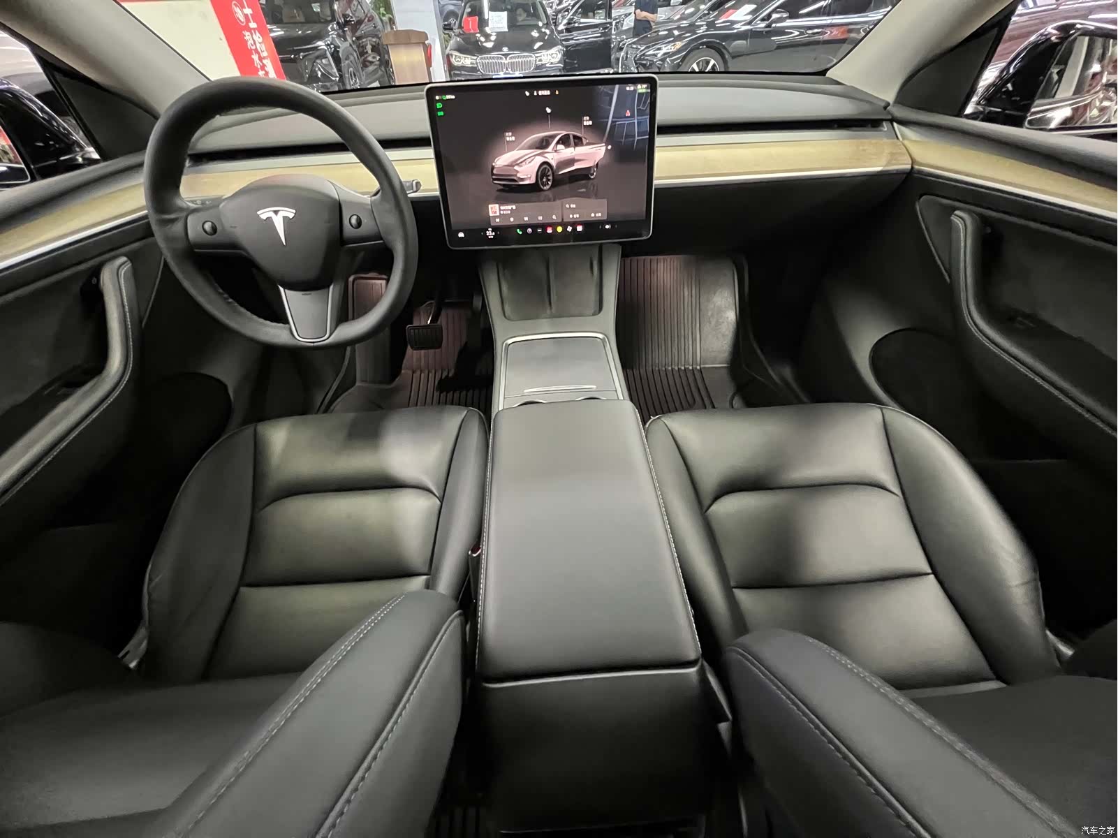 Tesla Model Y, 2022 21