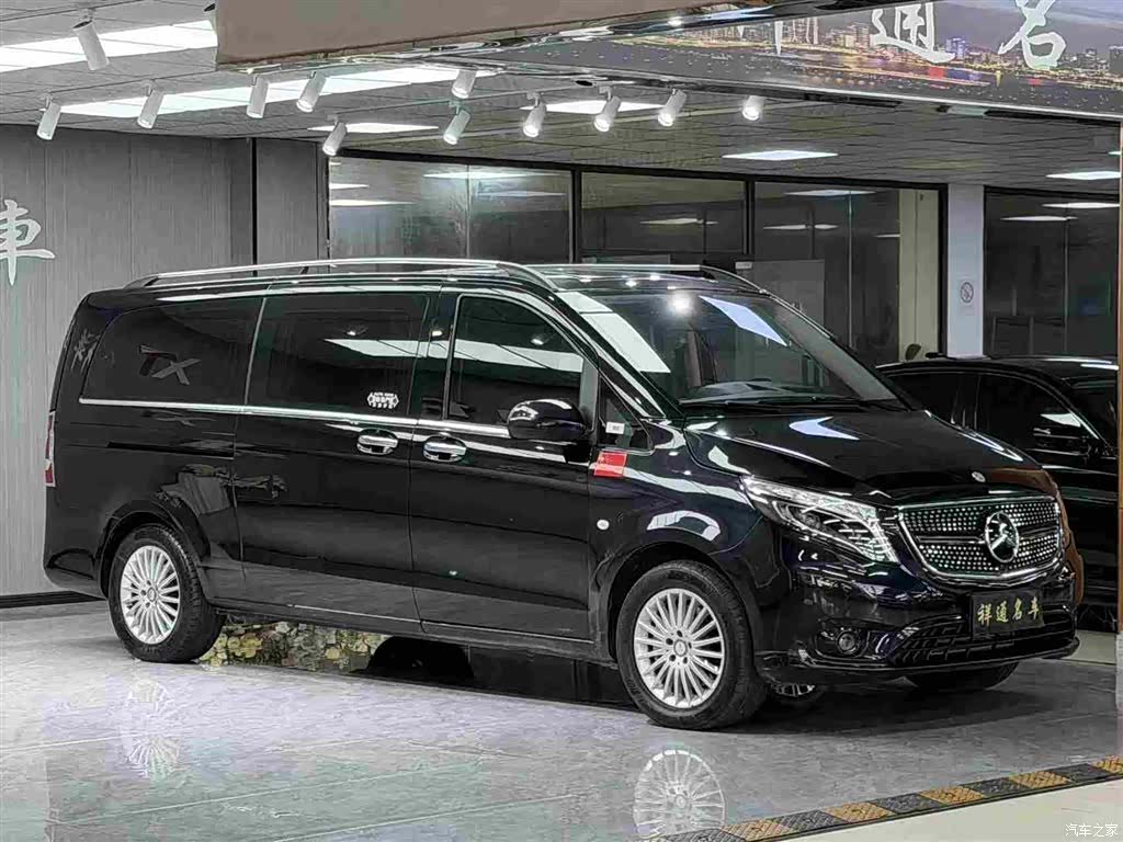 Mercedes-Benz VI, 2020 3