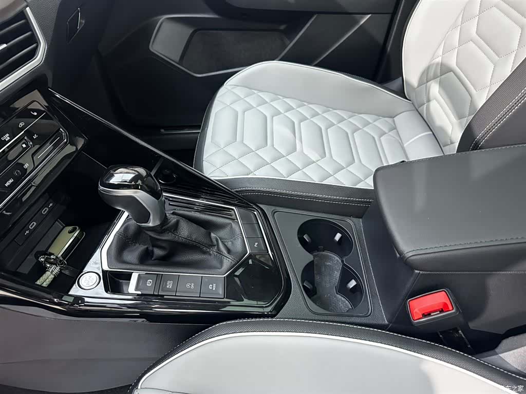 Volkswagen Tayron, 2022 11