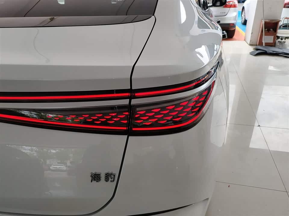 BYD seal