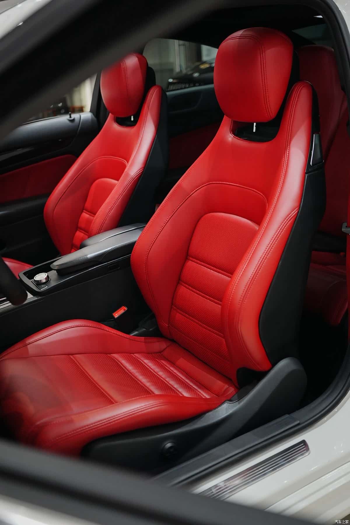 Mercedes-Benz C-Class, 2015 11
