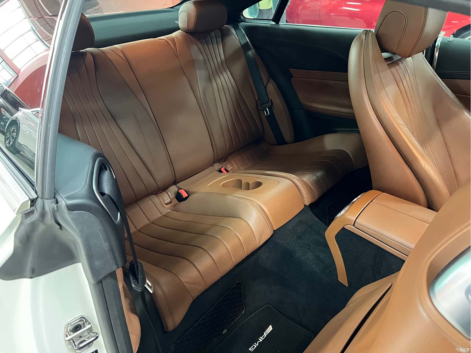 Mercedes-Benz E-Class, 2019 15