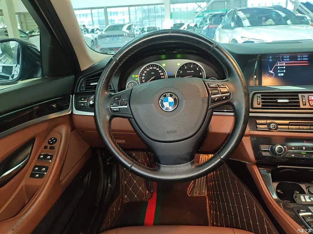 BMW 5 Series, 2015 8