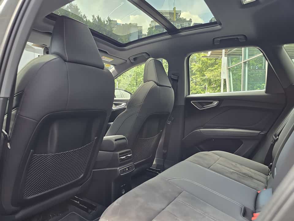 Audi Q4