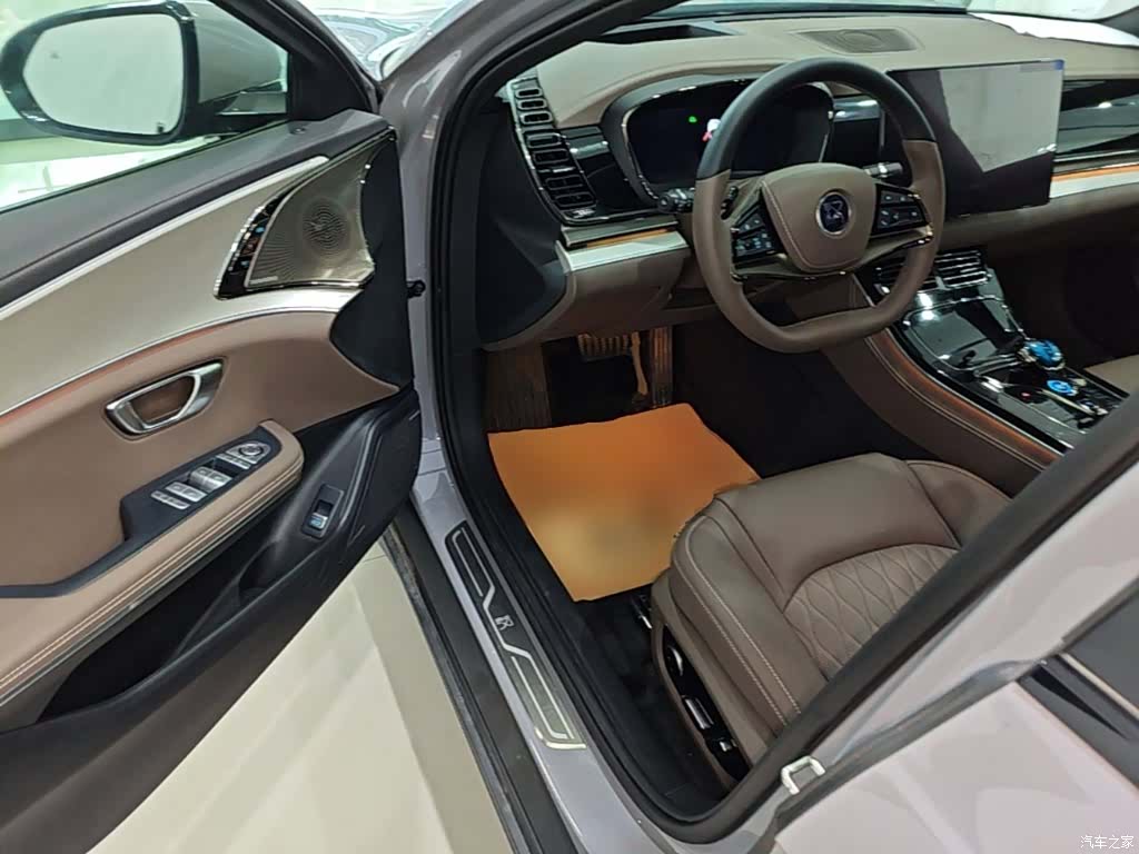 BYD Han, 2025 16