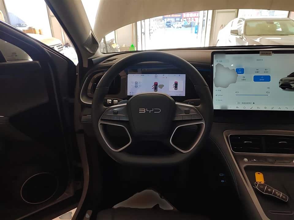 BYD Sea Lion 07 DM-i