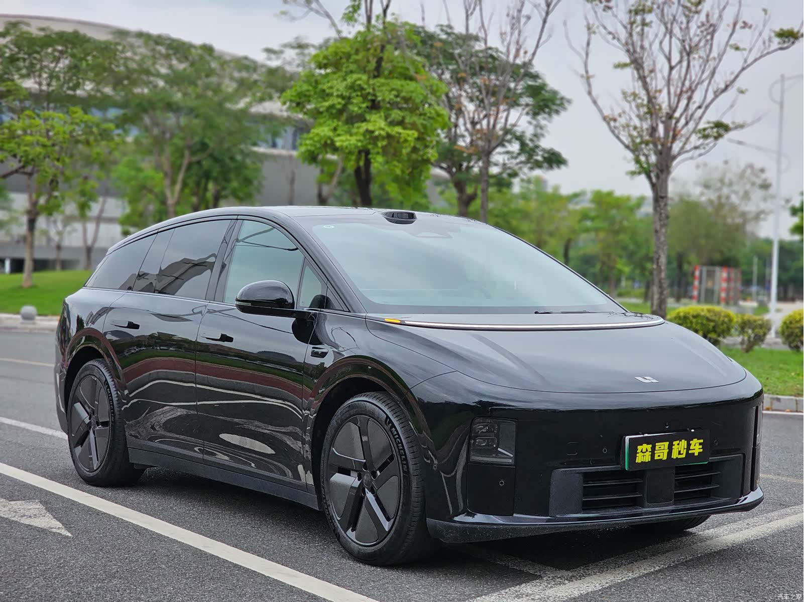 Li Auto i6, 2025 3