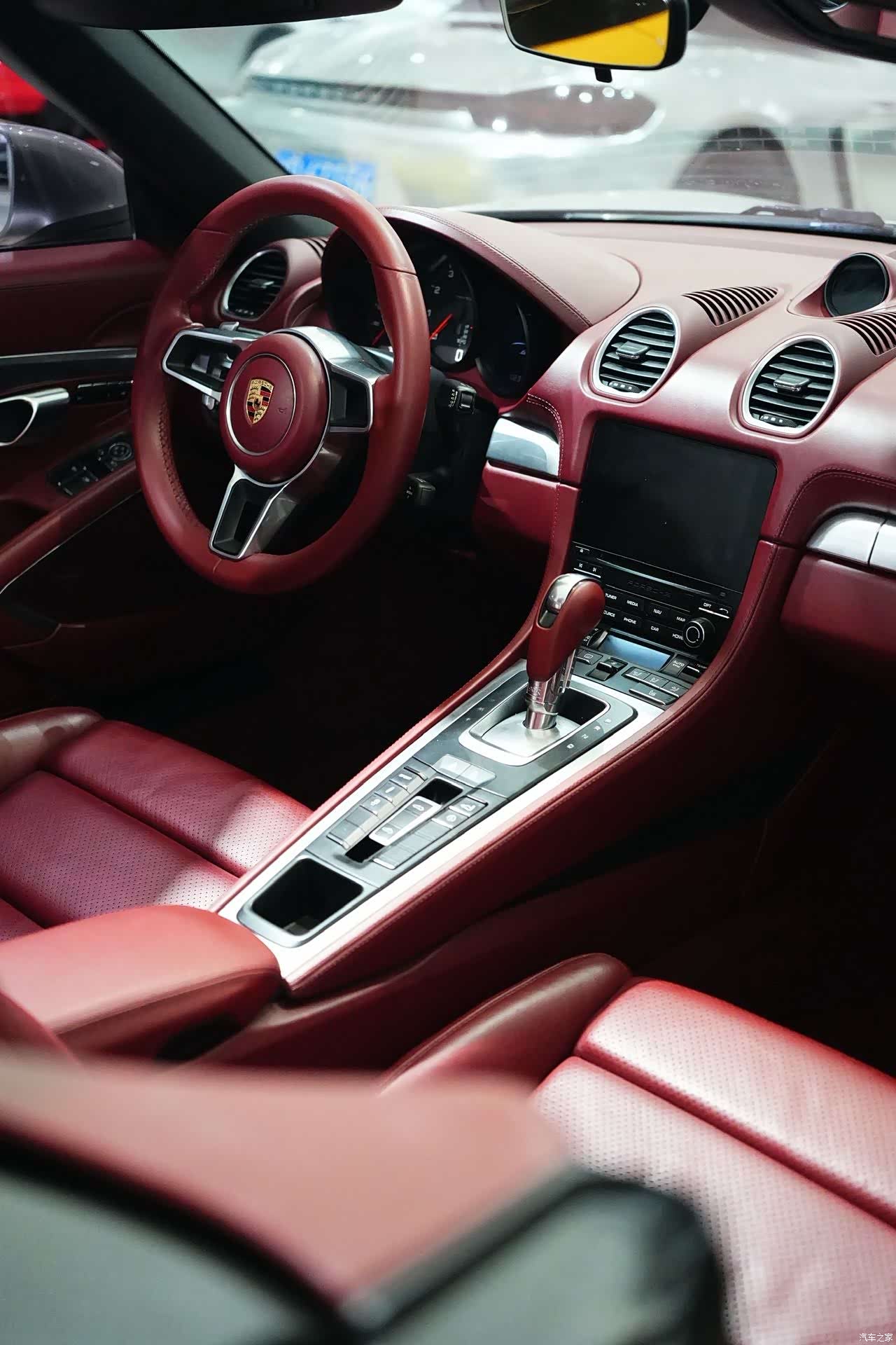 Porsche Boxster, 2018 10