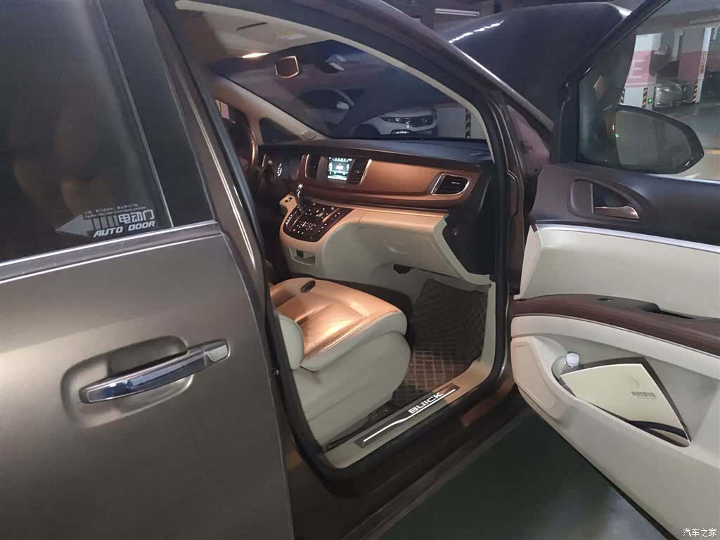 Buick GL8, 2019 20