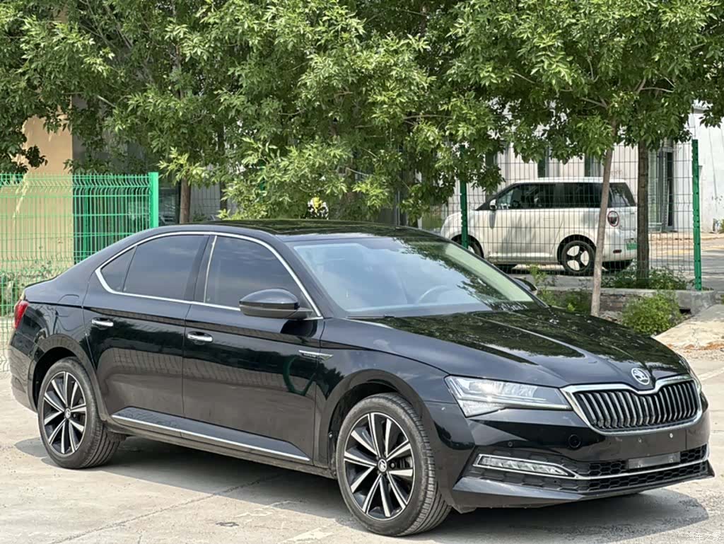 Skoda Superb, 2024 4