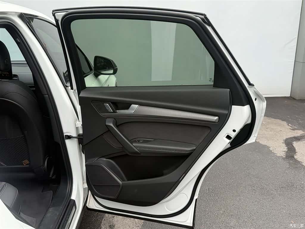 Audi Q5L, 2024 15