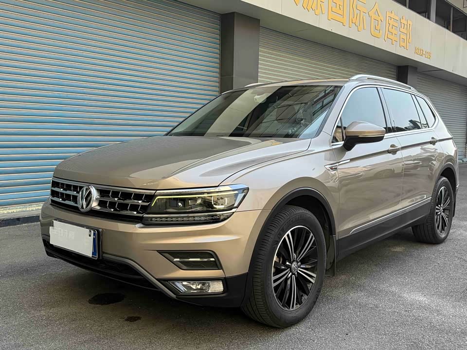 Volkswagen Tiguan L