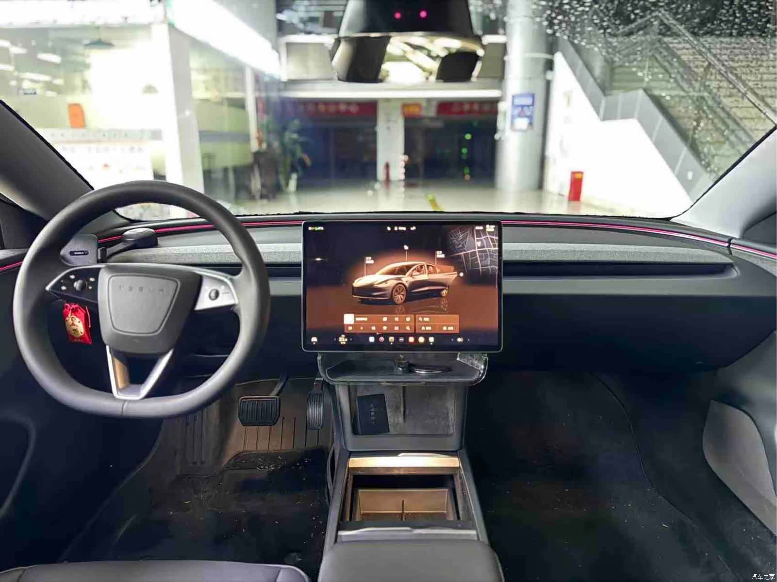 Tesla Model 3, 2025 все фото
