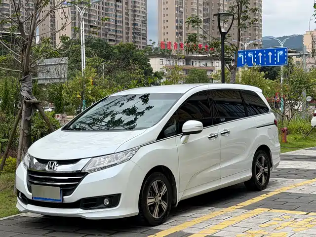 Honda Odyssey 2018 — купить из Китая под заказ