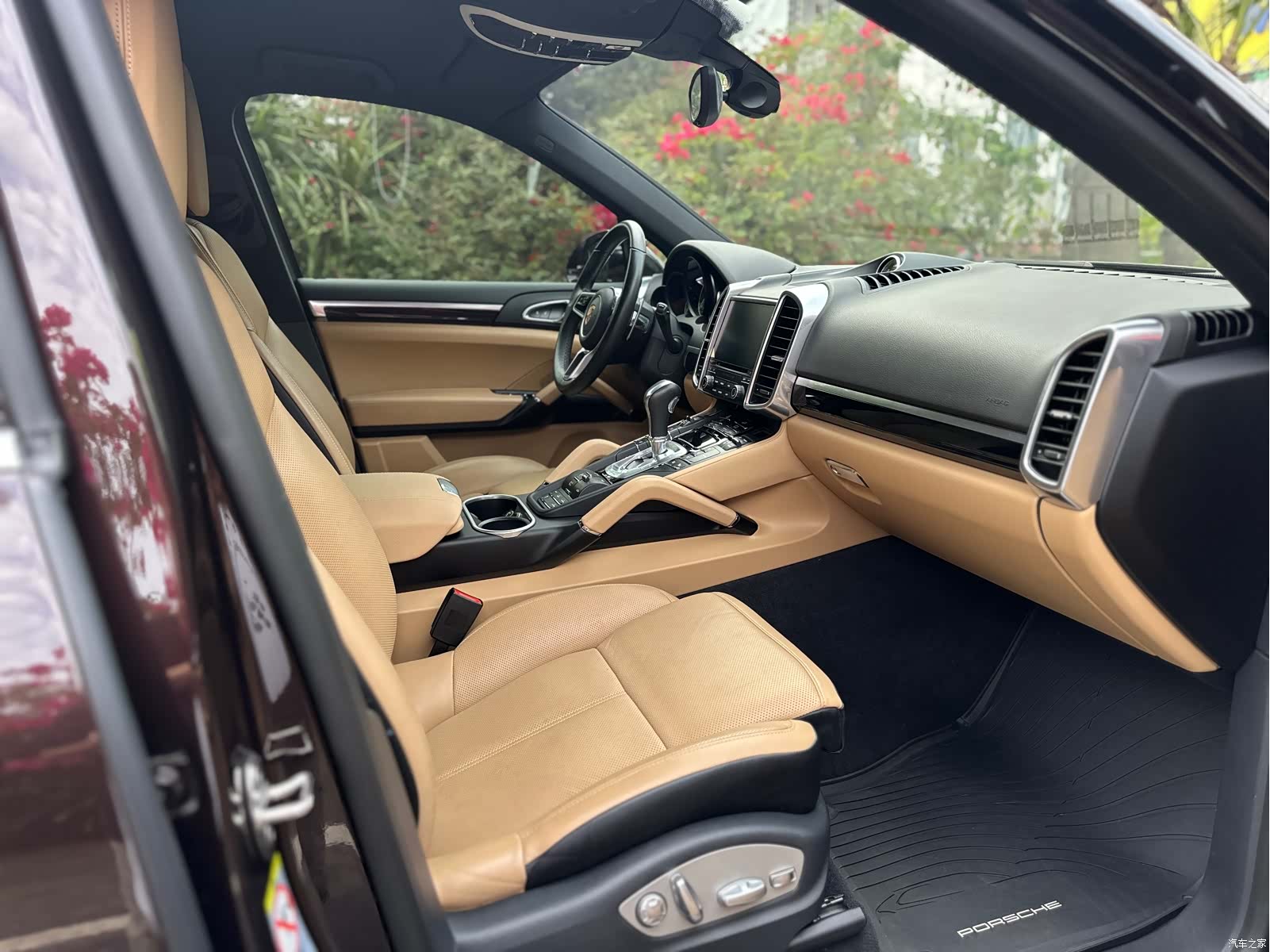 Porsche Cayenne, 2018 7