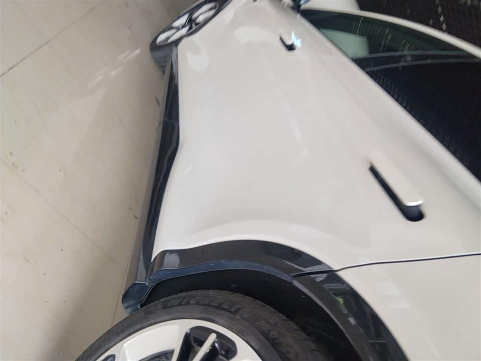 IM Motors Zhiji LS7 IM Motors Zhiji LS7