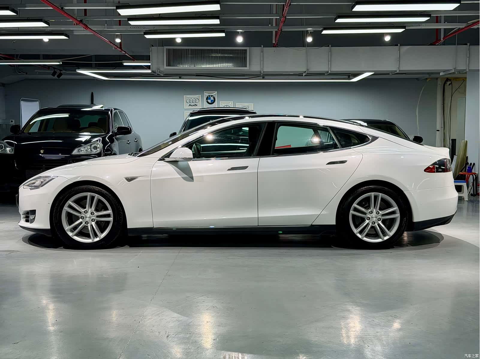 Tesla Model S, 2016 4