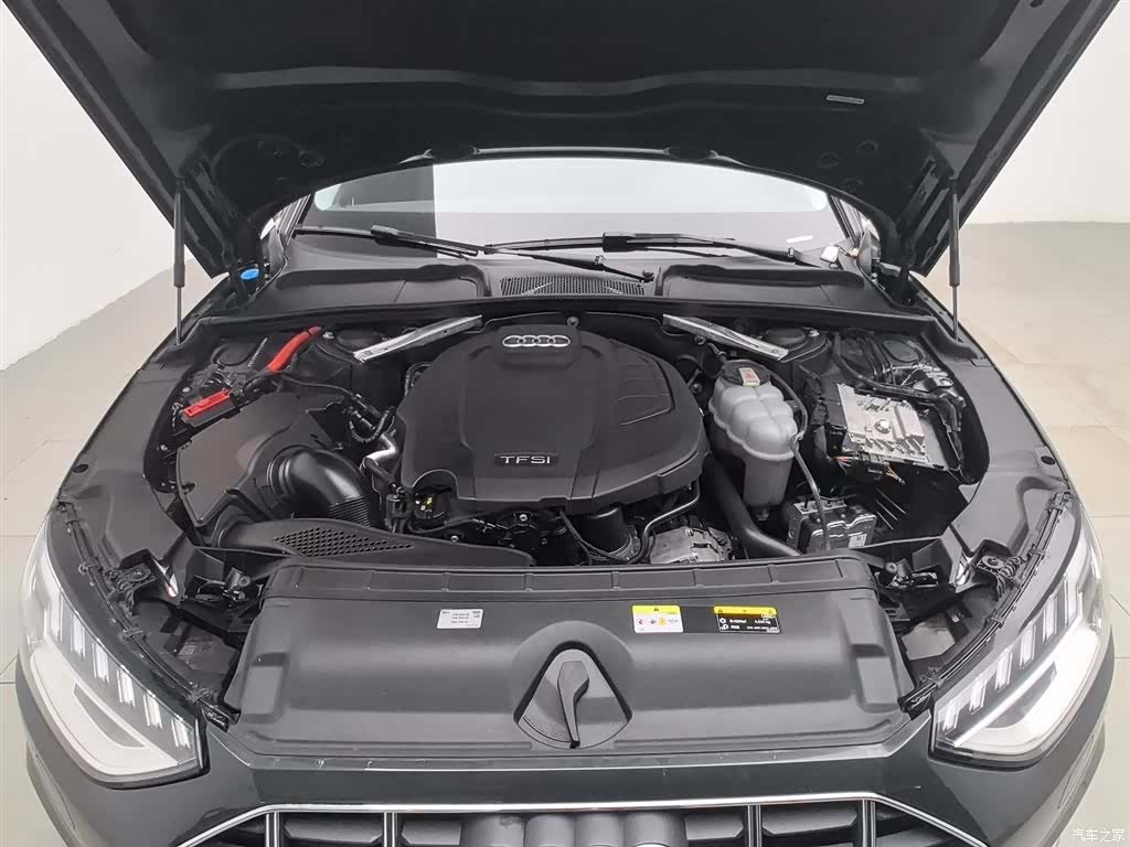 Audi A4, 2022 6