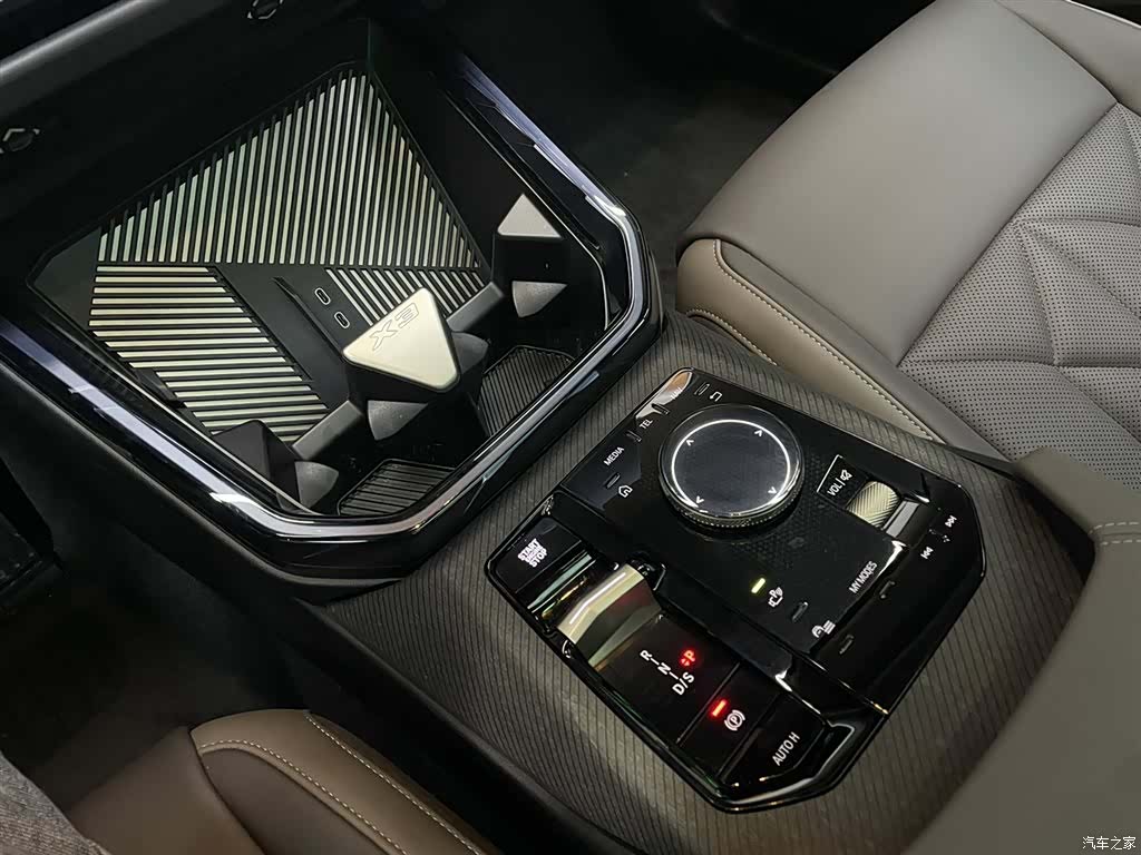 BMW X3, 2025 11