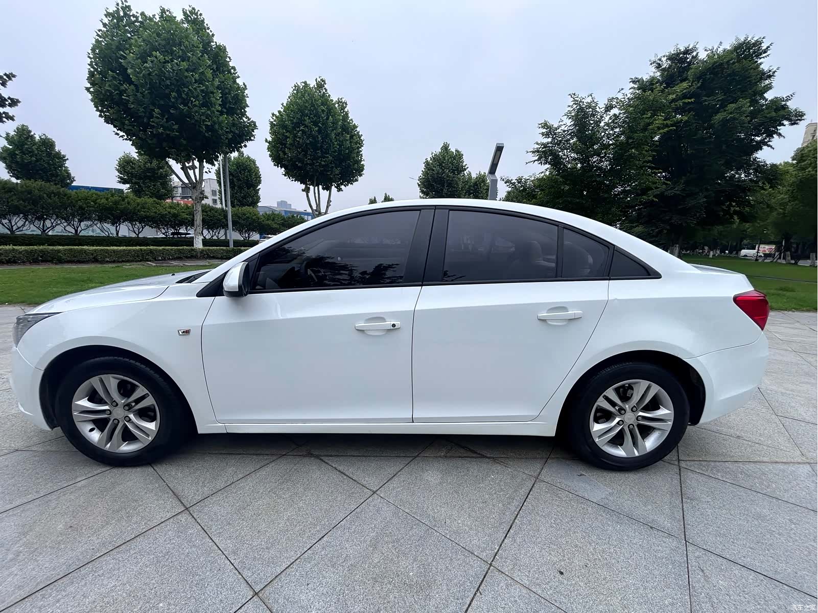 Chevrolet SE, 2015 7