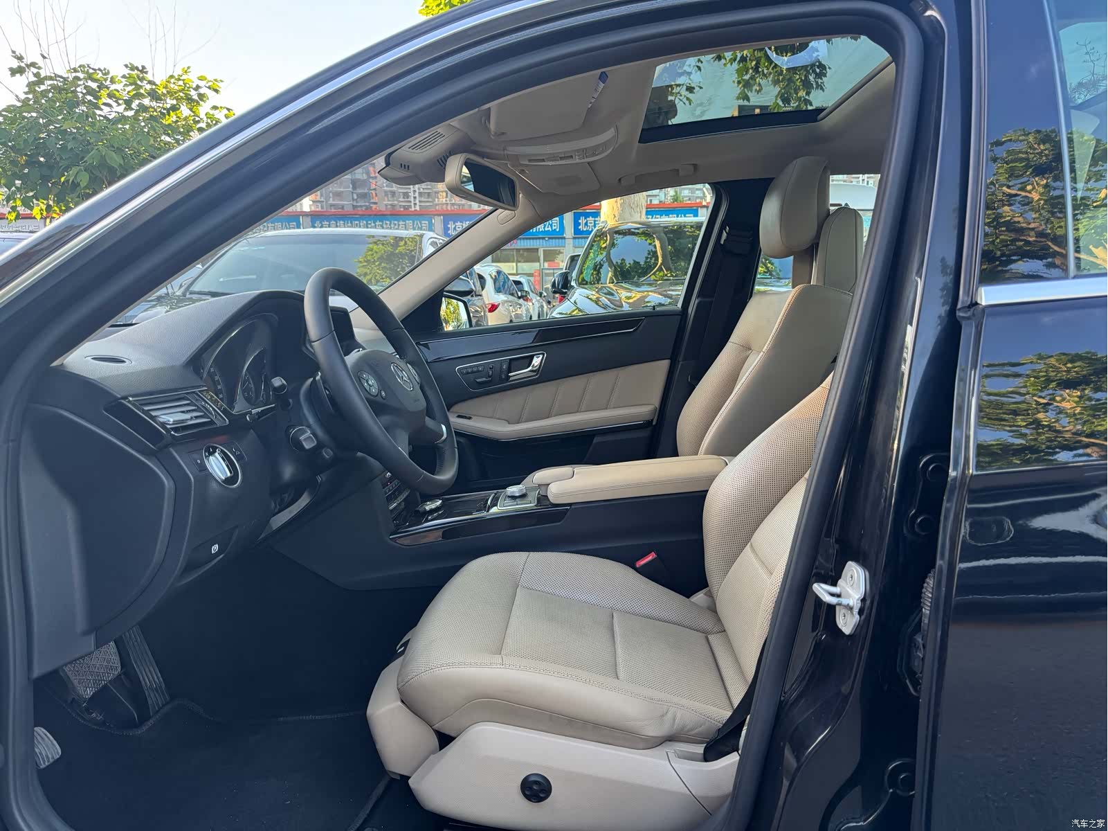 Mercedes-Benz E-Class, 2011 все фото