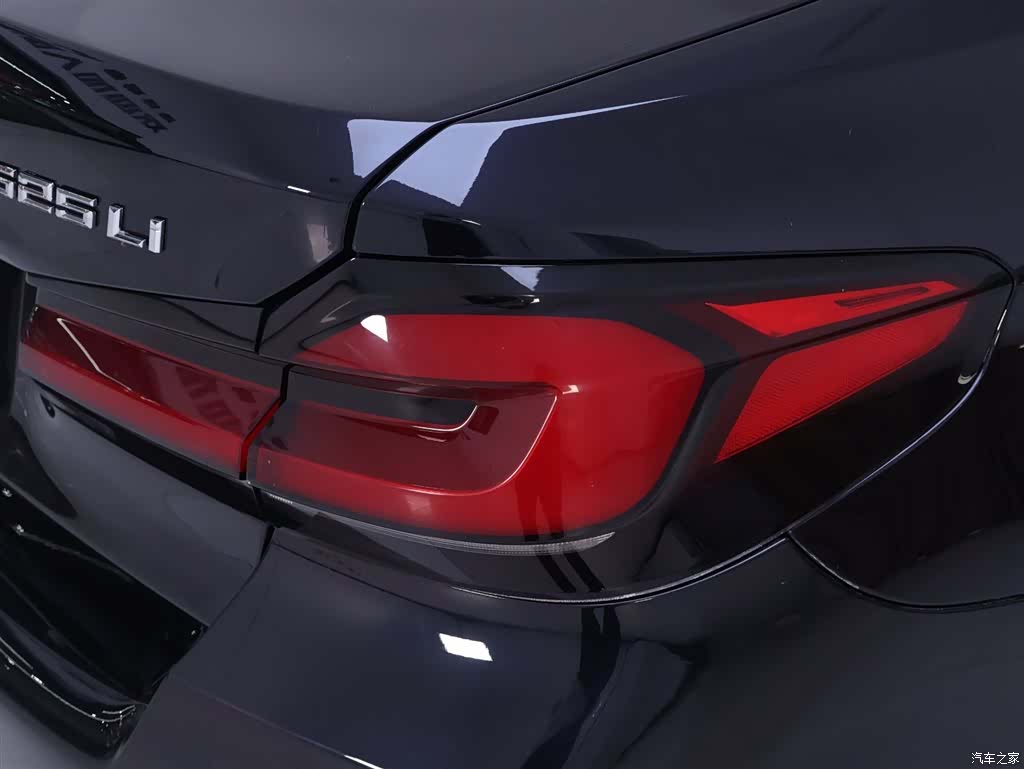 BMW 5 Series, 2021 9