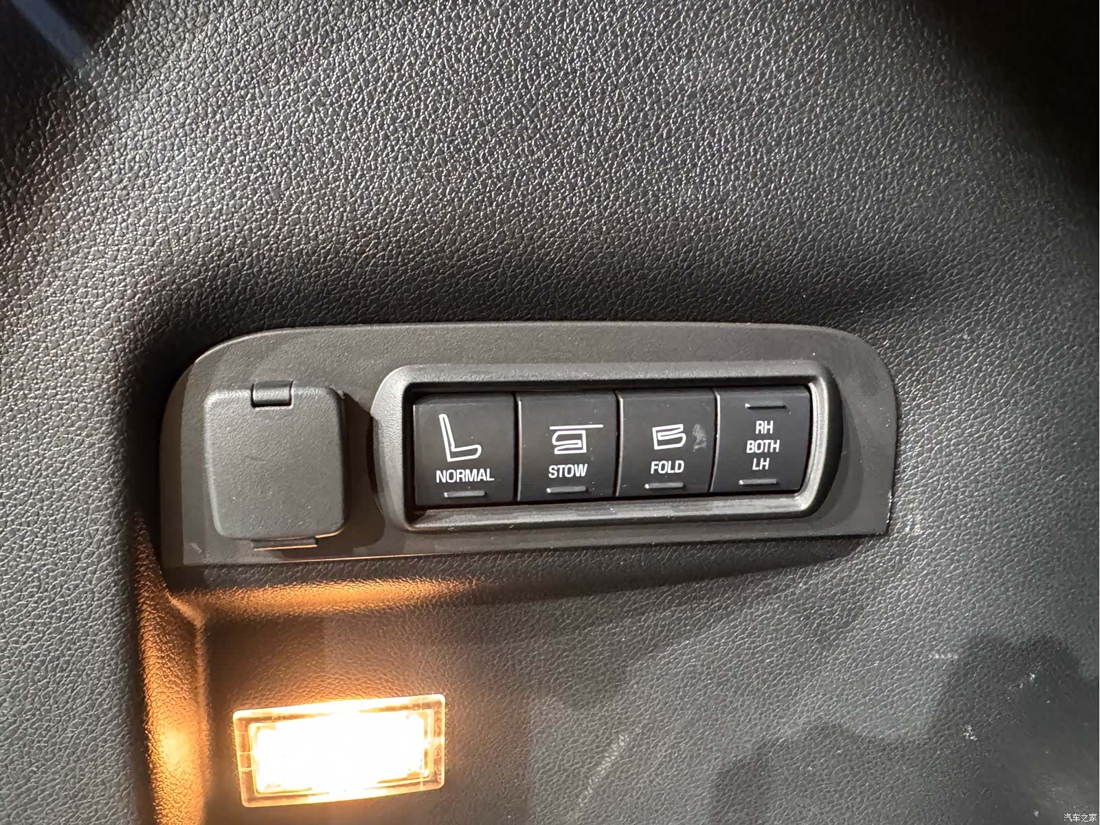 Ford Explorer, 2018 22