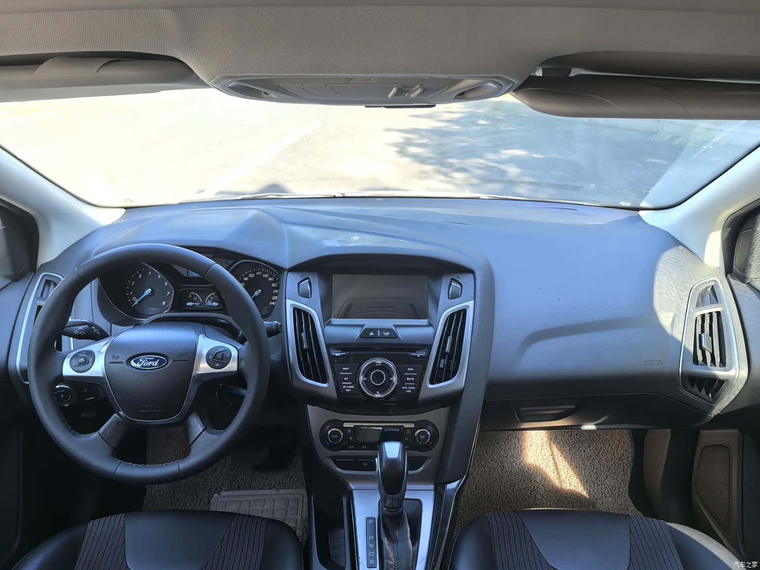Ford Focus, 2015 14