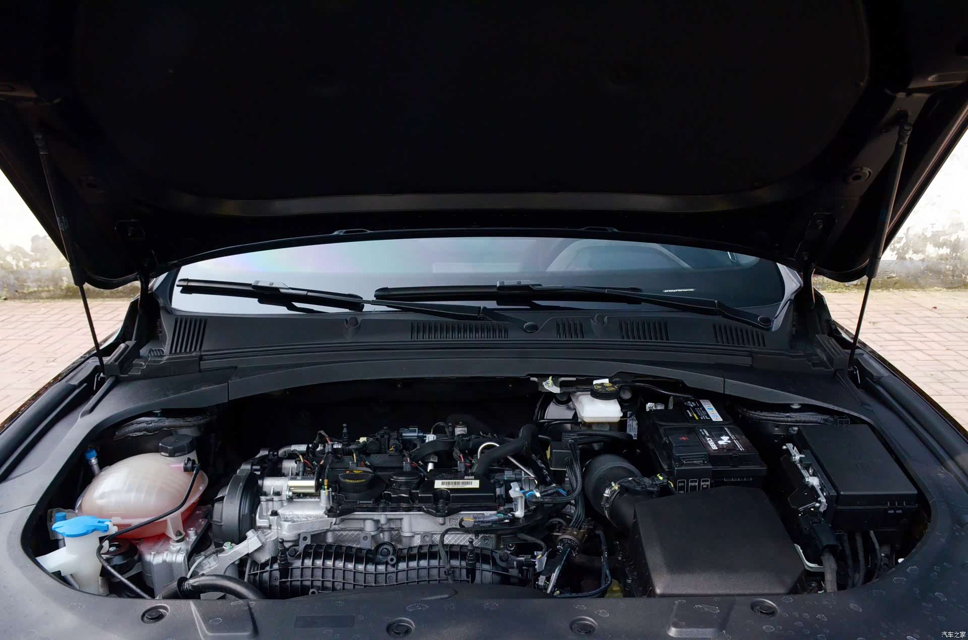 Geely Preface, 2024 8
