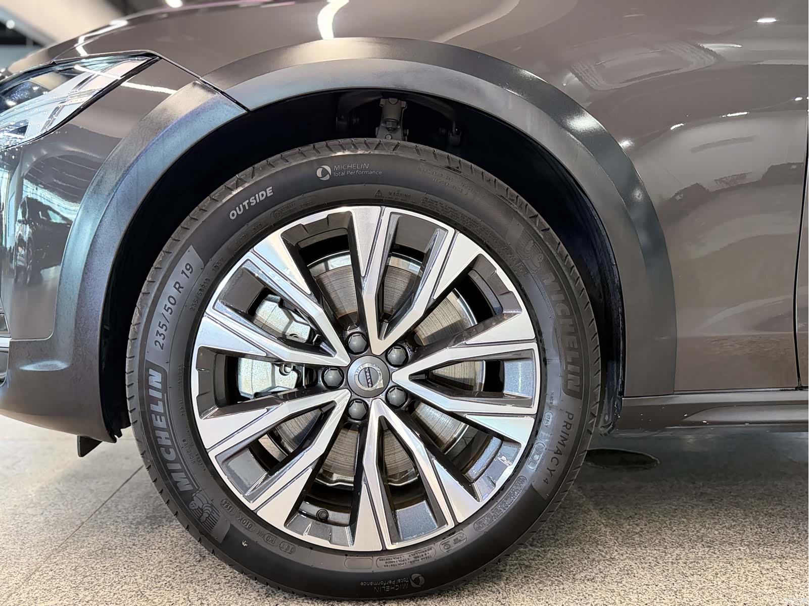 Volvo V90, 2023 33