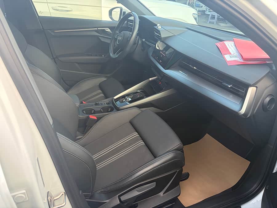 Audi A3 2022, фото 13