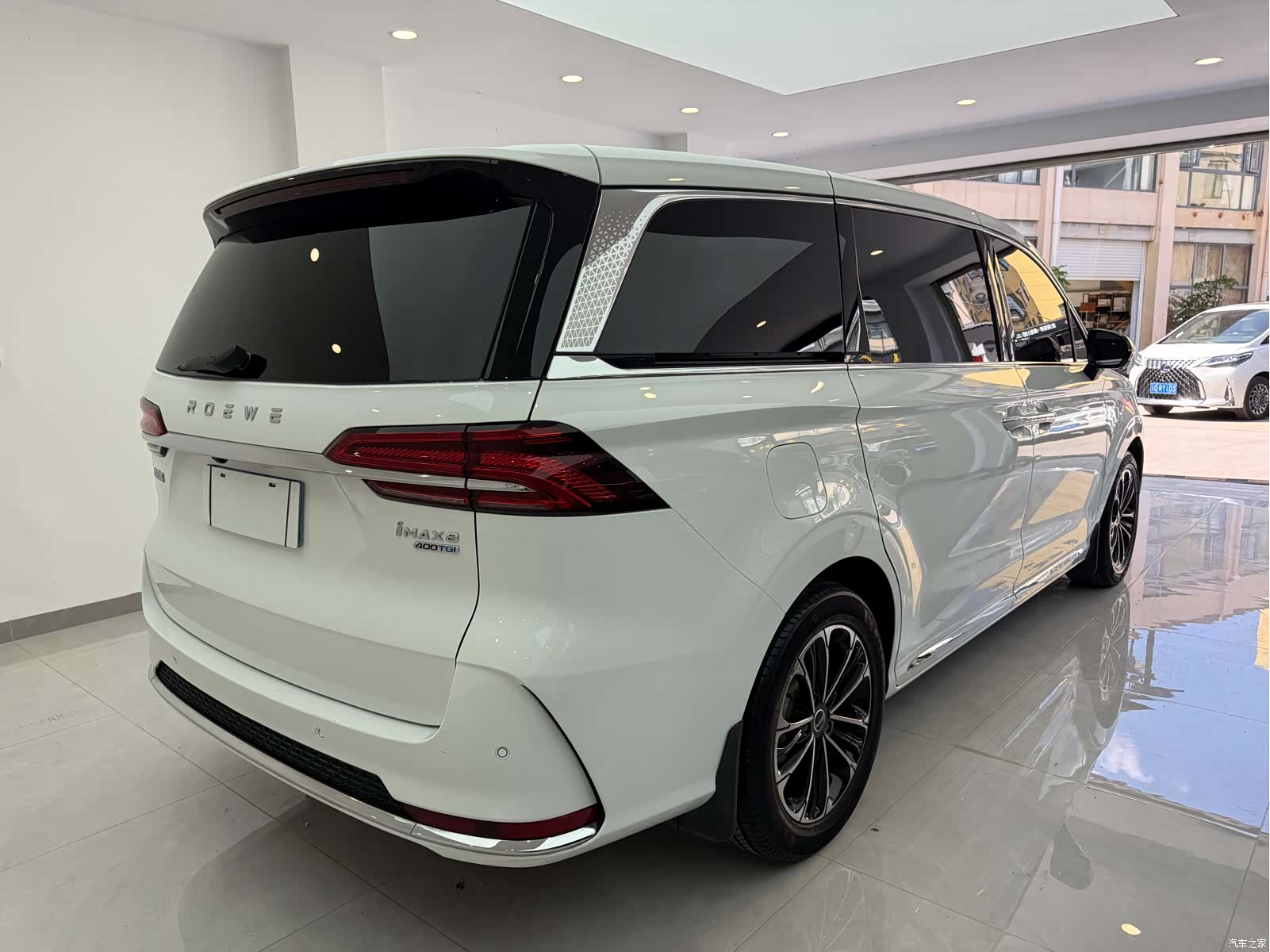 Roewe iMAX8, 2021 12