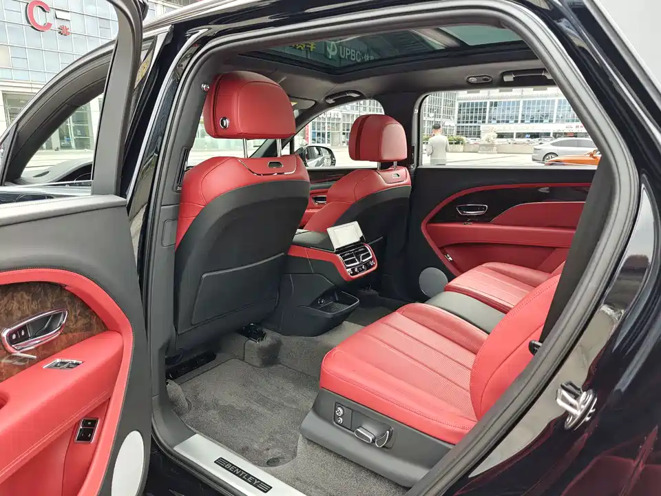 Bentley Tim Yue